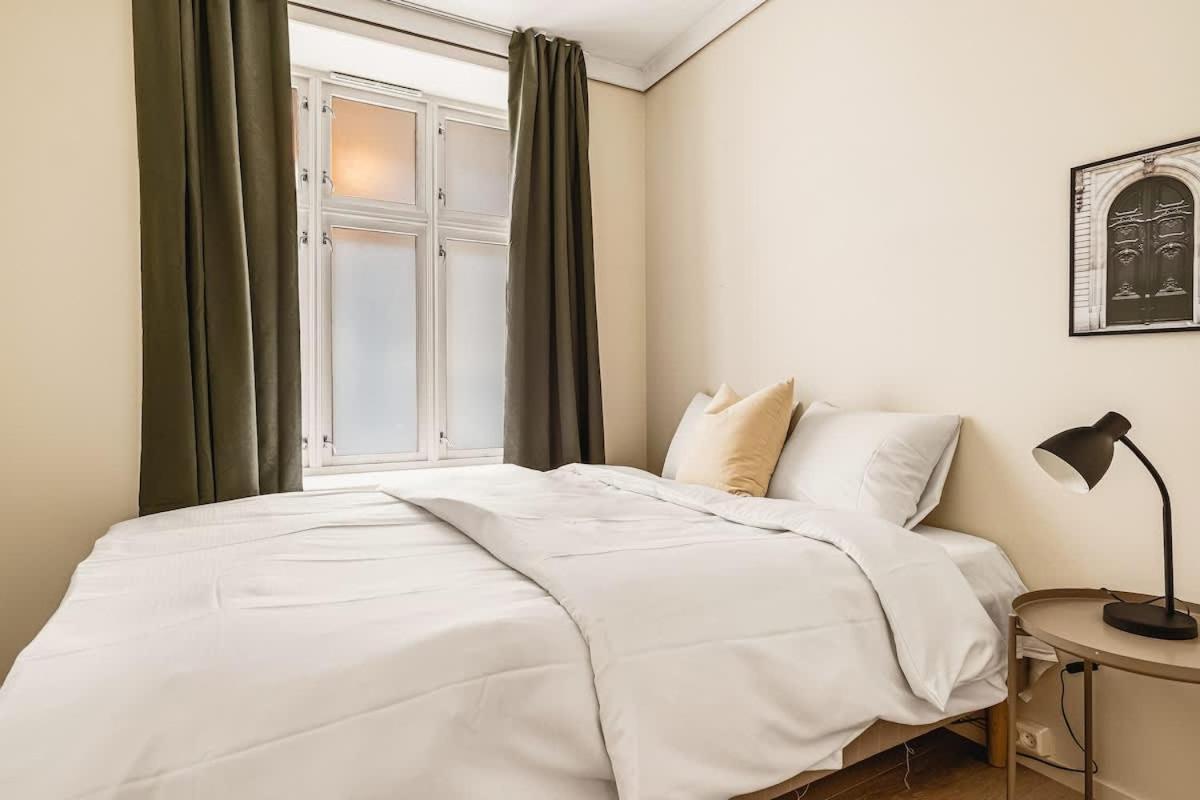 Dinbnb - Idyllic Location - 3 Bedroom Apartamento